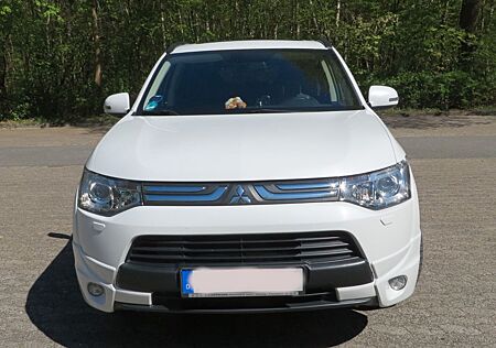 Mitsubishi Outlander 2.2 DI-D Instyle ClearTec 4WD Instyle