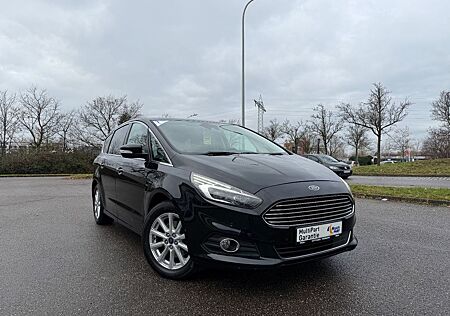 Ford S-Max Titanium AWD Garantie Tüv Servic Neu