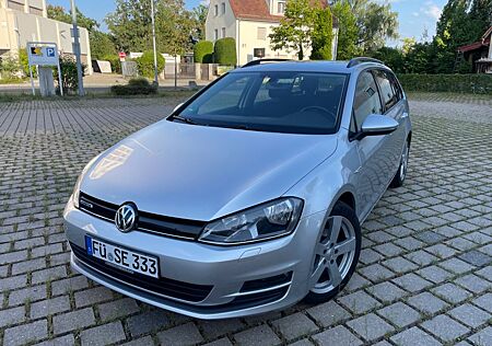 VW Golf Volkswagen 1.6 TDI BlueMotion Comfortline Variant ...