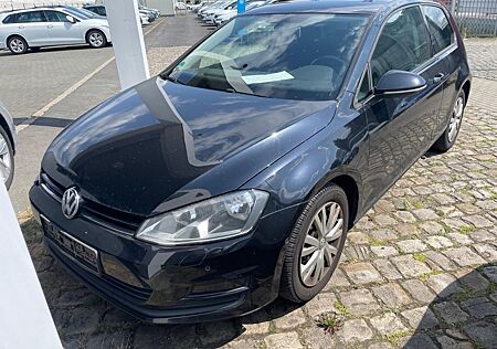 VW Golf Volkswagen VII 1.2 TSI Lim. Trendline BMT
