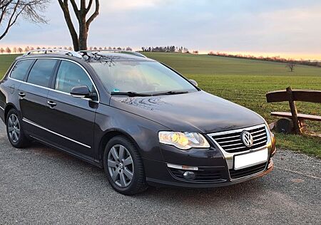 VW Passat Variant Volkswagen 2.0 TDI DPF Highline Variant ...