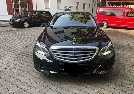 Mercedes-Benz E 220 BlueTEC BlueEFF. Edition Autom. Edition