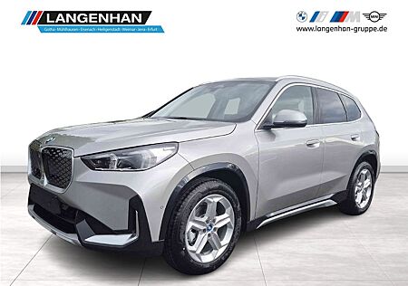 BMW iX1 eDrive20 xLine DAB LED UPE: 57.040€