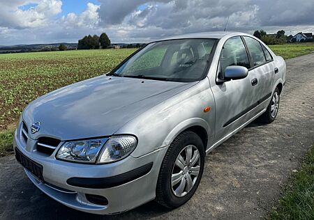 Nissan Almera Comfort 1.5i*Tüv Neu