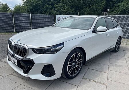 BMW 540 d xDrive M Sport Tour AHK el. Driv.Assist P!