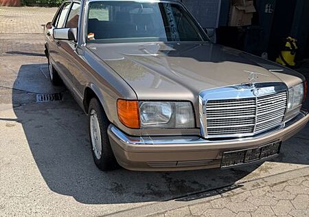 Mercedes-Benz 300 SE