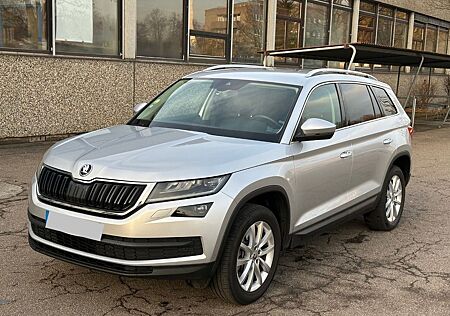 Skoda Kodiaq Style Voll Leder 7 Sitze ACC Kamera