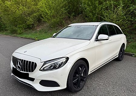Mercedes-Benz C 250 BlueTEC T EXCLUSIVE Burmester Kamera TÜV