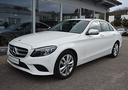Mercedes-Benz C 180 Lim. 9G AVANTGARDE*LED*NAVI*PDC*SHZ*CAM*