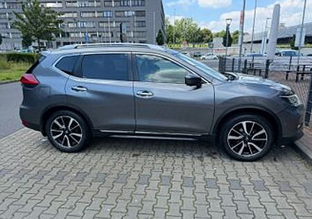 Nissan X-Trail TEKNA 1.6 DIG-T TEKNA 2Hd. Nur 59Tkm AHK