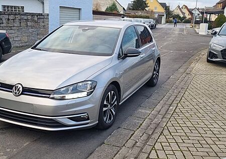 VW Golf Volkswagen VII Lim. 1.5 TSI IQ.DRIVE BlueMotion