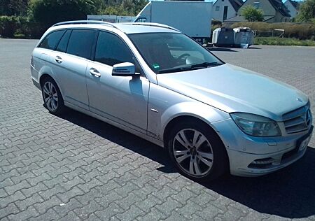 Mercedes-Benz C 220 CDI T AVANTGARDE A