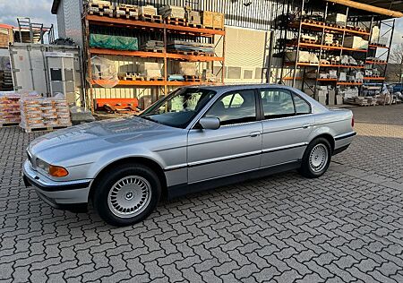BMW 728i E38 Facelift