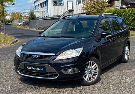 Ford Focus Turnier Ghia*Klima*Tempo*PDC*SHZ*