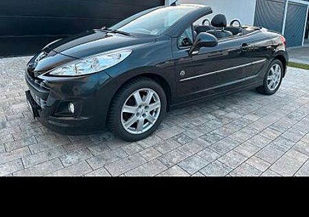 Peugeot 207 CC Roland Garros 155 THP Roland Garros