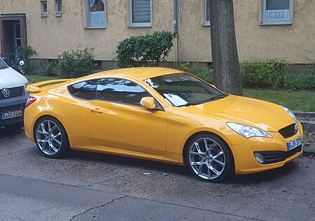 Hyundai Genesis 3.8 V6 Automatik -