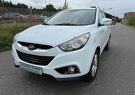 Hyundai ix35 1.7 CRDi Style blue 2WD