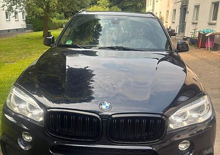 BMW X5 xDrive40d -