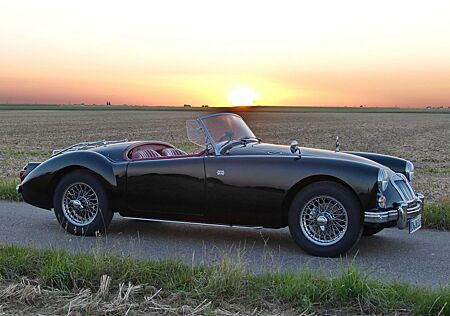 MG MGA