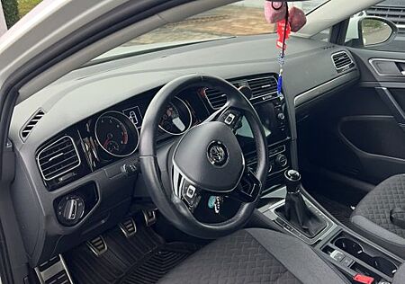 VW Golf Volkswagen 1.5 TSI ACT 96kW Comfortline BlueMotion...