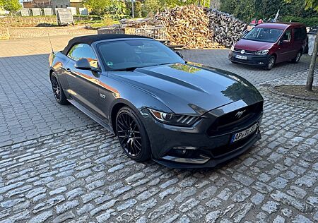 Ford Mustang 5.0 Ti-VCT V8 GT Cabrio Vollausstattung