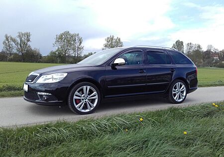 Skoda Octavia 2.0 TDI DSG RS Combi RS