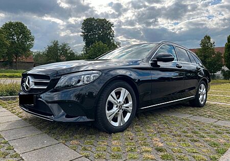 Mercedes-Benz C 180 T Autom. Avantgarde Command Online