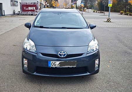 Toyota Prius 1.8-l-VVT-i Life Life