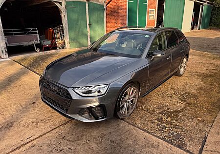 Audi A4 45 TDI tiptronic quattro Edition One