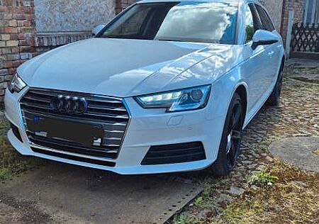 Audi A4 2.0 TDI ultra S tronic sport Avant sport