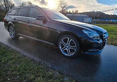 Mercedes-Benz E 300 BlueTEC T -
