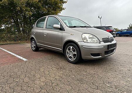 Toyota Yaris 1,3-l-VVT-i Sol