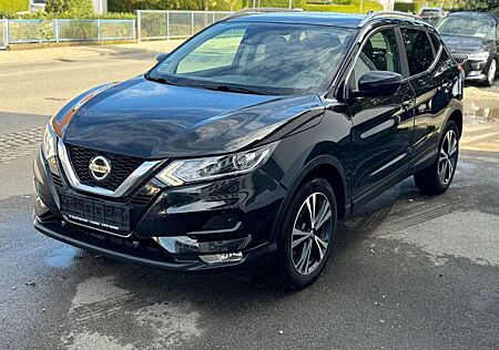 Nissan Qashqai N-Way 1 Hand Navi Pano SHZ PDC Kamera