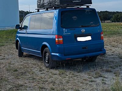 Volkswagen VW T5 2,5 5 Zylinder Multivan 7 Sitze