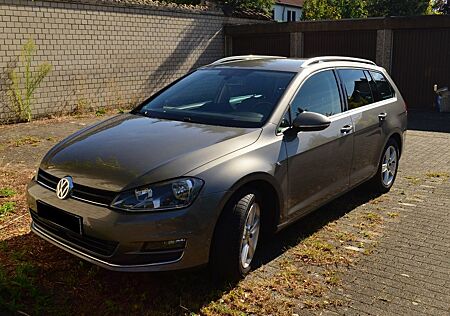 VW Golf Volkswagen 1.6 TDI BMT Comfortline Variant