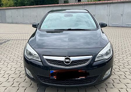 Opel Astra J 1.7 CDT| 125 PS | Navi | Klima |PDC