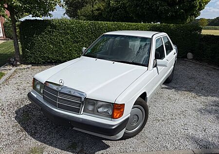 Mercedes-Benz 190