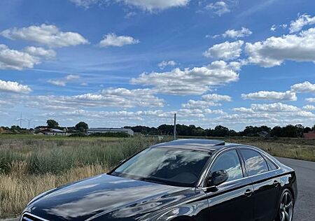 Audi A8 3.0 TDI tiptronic quattro -
