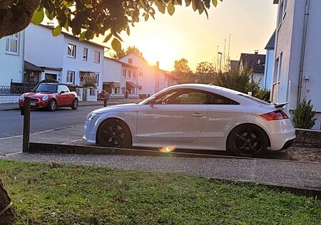Audi TT RS Coupe 2.5 TFSI qu. suzukagrau, Sportsitze