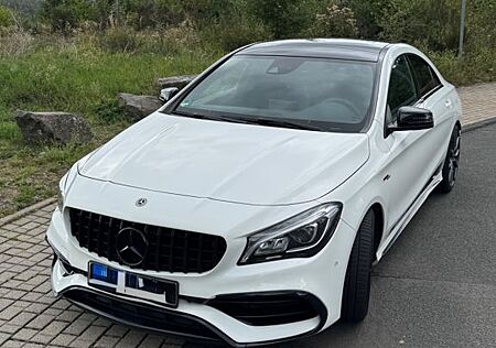 Mercedes-Benz CLA 45 AMG Mercedes-AMG CLA 45 4MATIC DCT Me...