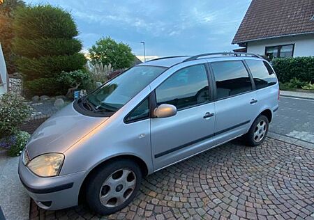 Ford Galaxy 1.9TDI 85 kW Ghia 7-sitzig Ghia