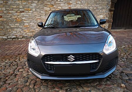 Suzuki Swift 1.2 DUALJET HYBRID Club ACC LED BLUET KLIM