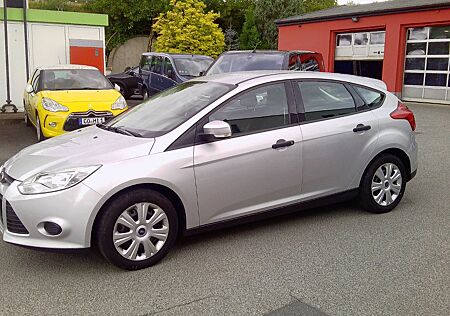 Ford Focus Lim. Ambiente