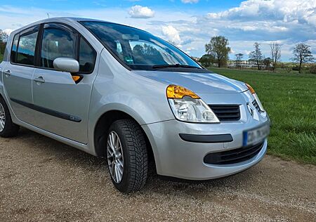 Renault Modus Authentique 1.2 16V 55kW Authentique