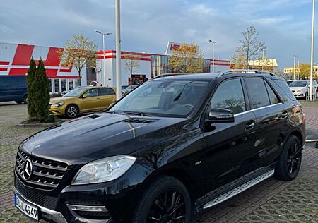 Mercedes-Benz ML 350 BlueTEC 4MATIC -Elektrische Schiebedach