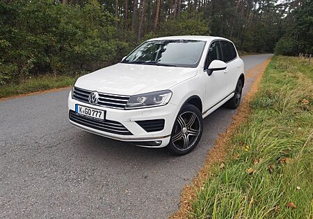 VW Touareg Volkswagen 3.0 V6 TDI SCR 150kW Tiptronic -
