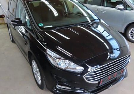 Ford S-Max *7-SiTZE*KAMERA*AHK*NAVi*TEMPOMAT