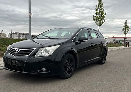 Toyota Avensis Combi 2.0 D-4D -