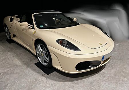 Ferrari F430 Spider F1 - 2. Hand, IAA2007, weiß, dt. Fah