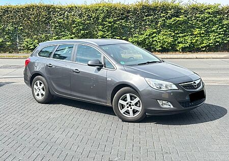Opel Astra J Sports Tourer Innovation Klima-Leder-AHK